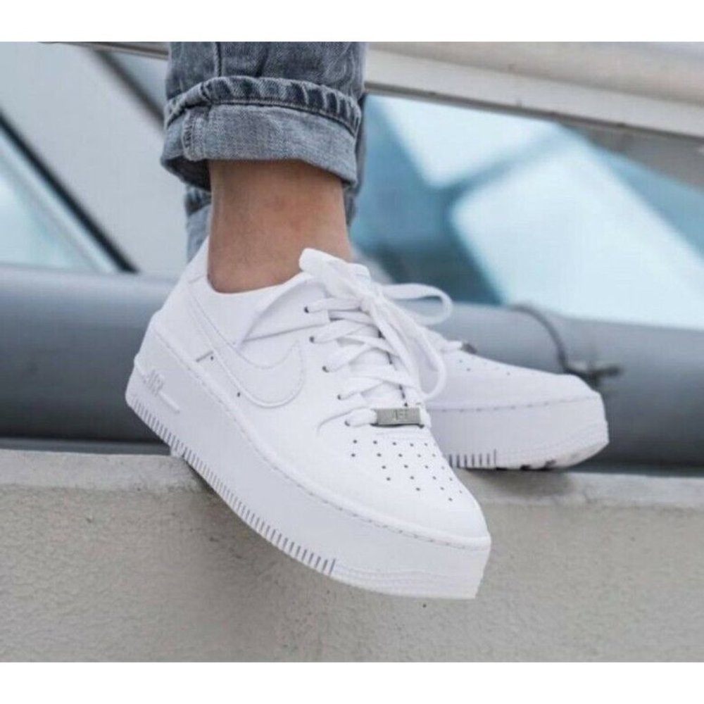 Nike Air Force 1 Sage Low White Women’s Size 11.5 NWOB